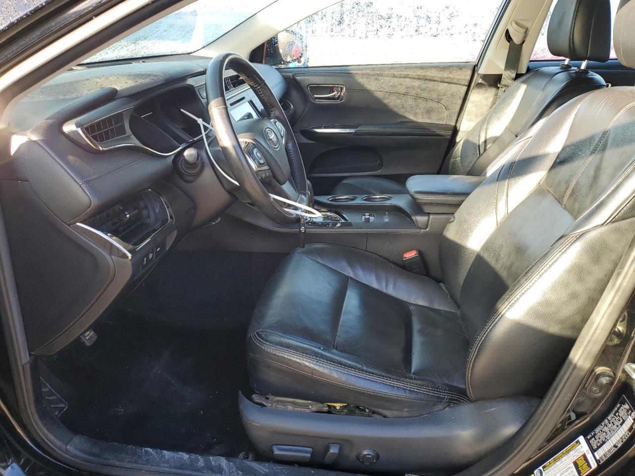 2016 Toyota Avalon - Image 7
