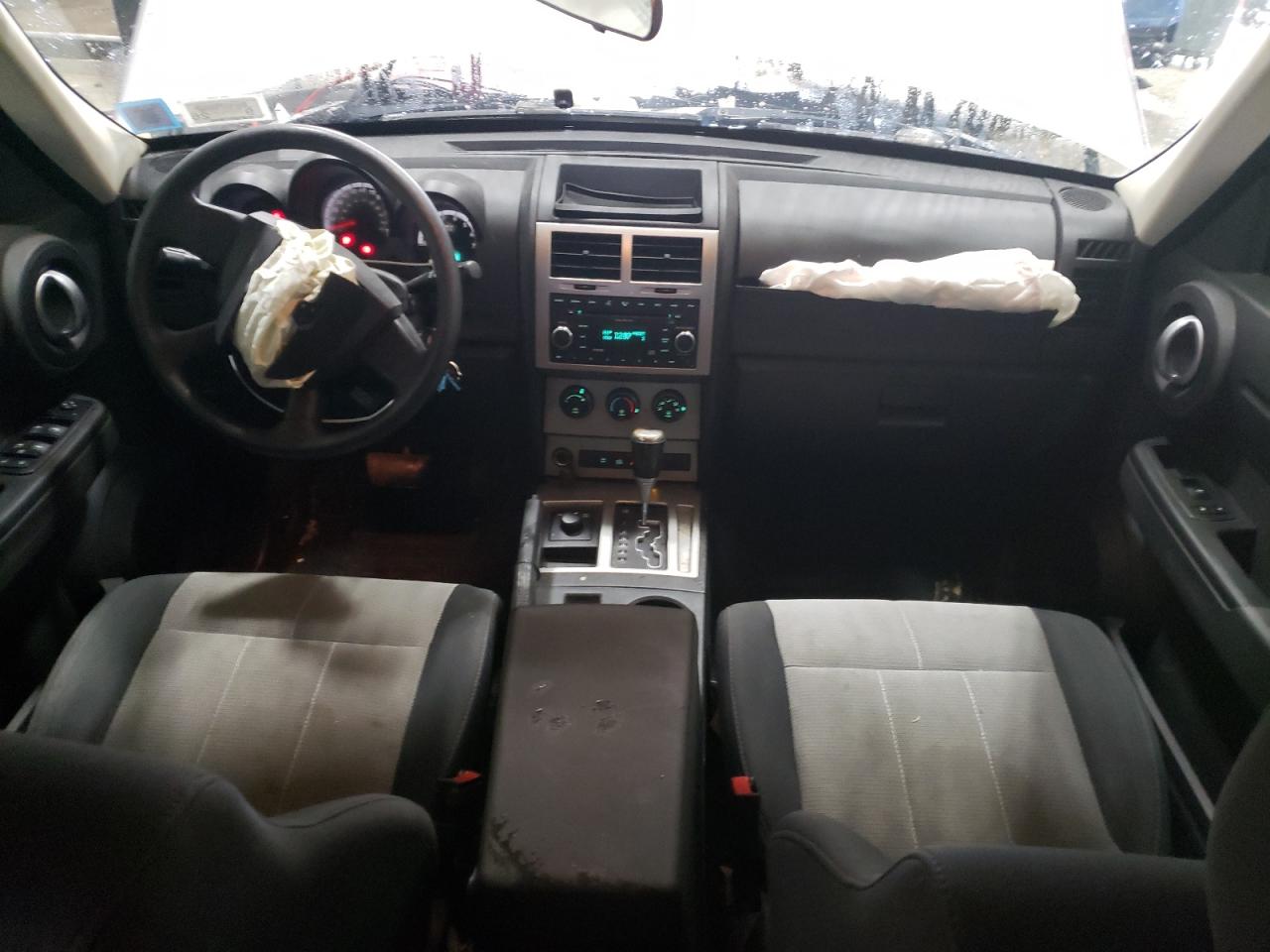 2008 Dodge Nitro Sxt VIN: 1D8GU28K88W105187 Lot: 42187475