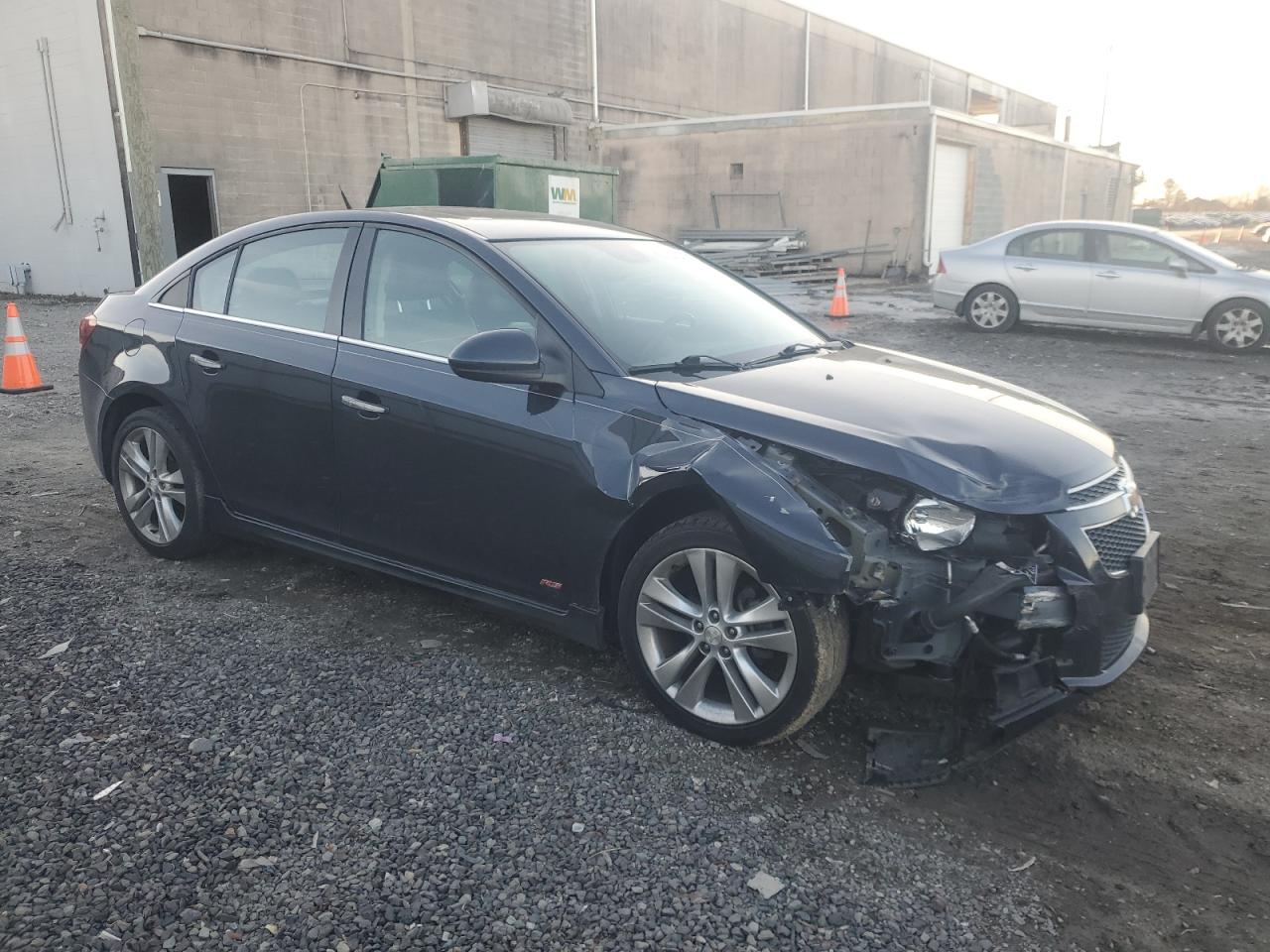 2014 Chevrolet Cruze - Image 4