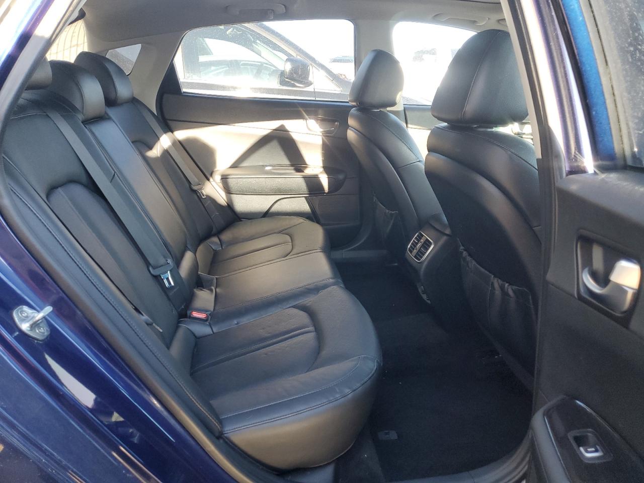 2019 Kia Optima - Image 10