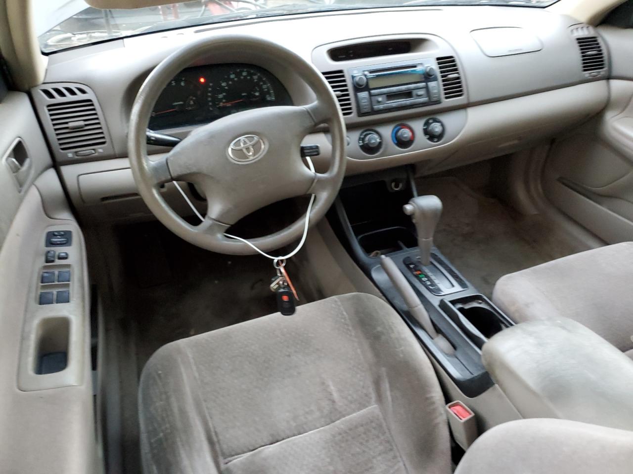 2003 Toyota Camry Le VIN: JTDBE32K530218286 Lot: 88746495