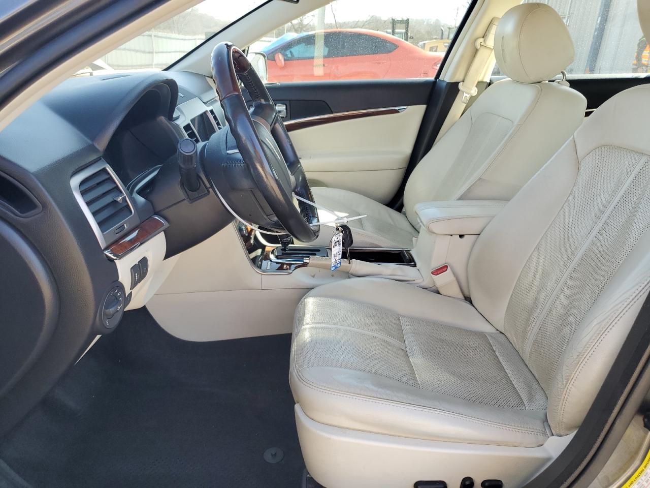 2012 Lincoln MKZ - Image 7