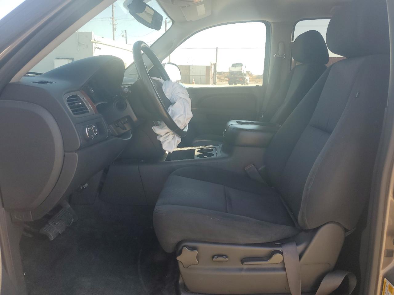 2011 Chevrolet Tahoe - Image 7