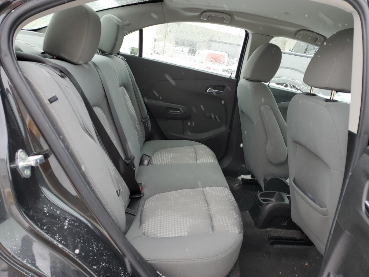 2014 Chevrolet Sonic - Image 10