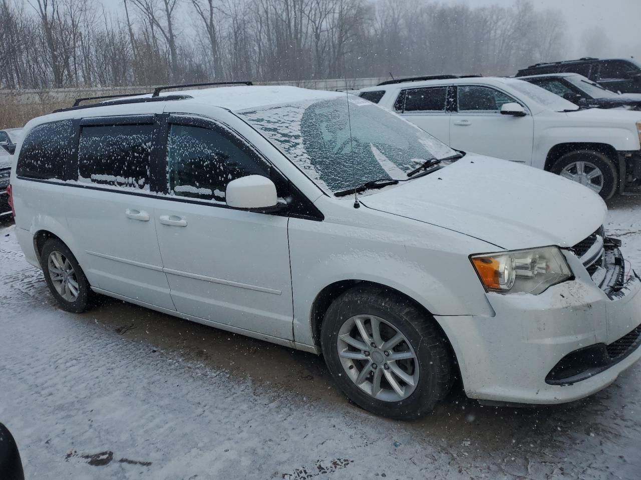 2016 Dodge Caravan - Image 4