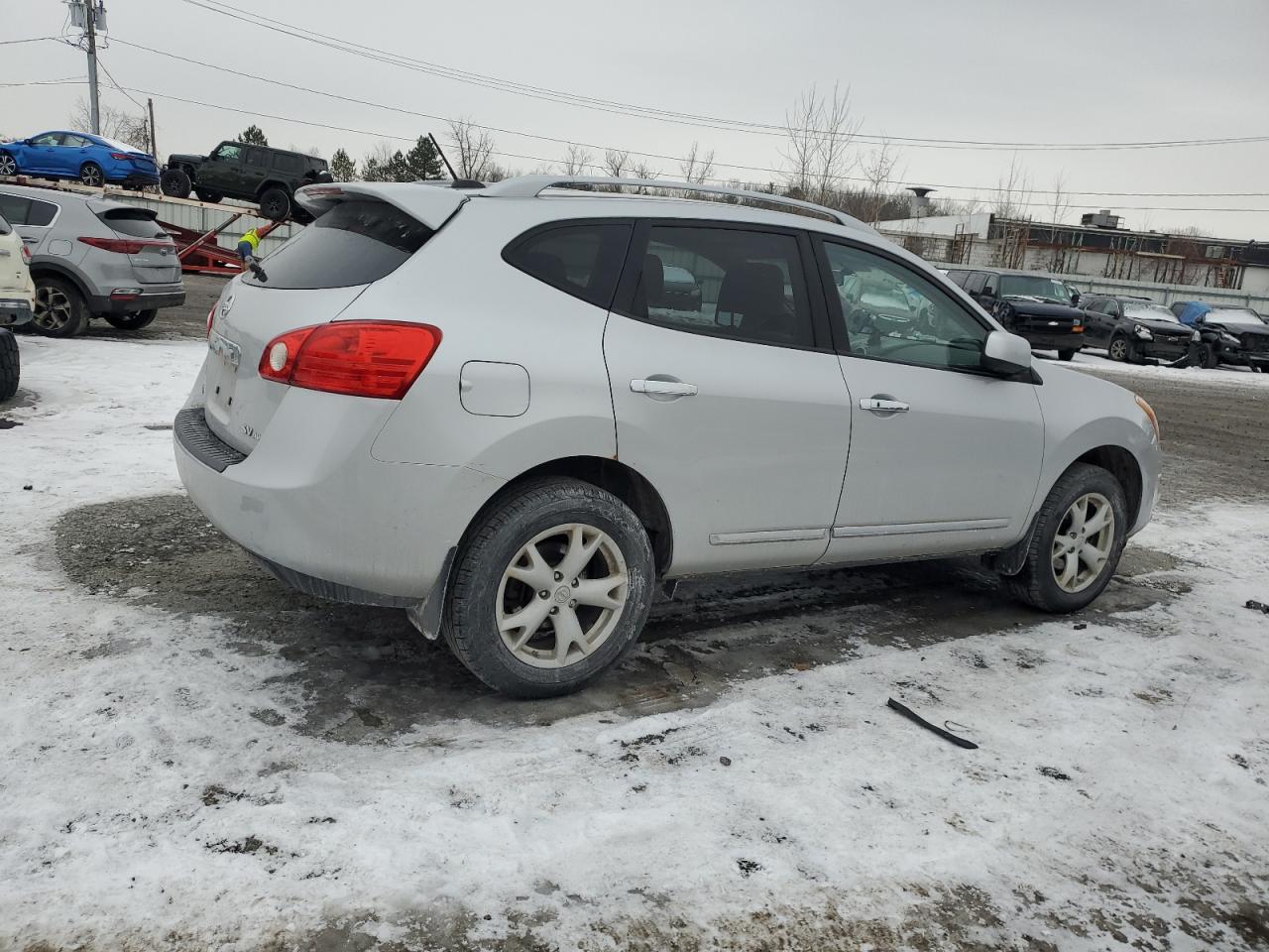 2011 Nissan Rogue - Image 3