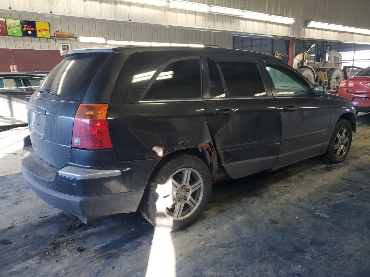 2004 Chrysler Pacifica - Image 3
