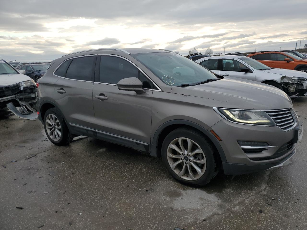 2017 Lincoln MKC - Image 4