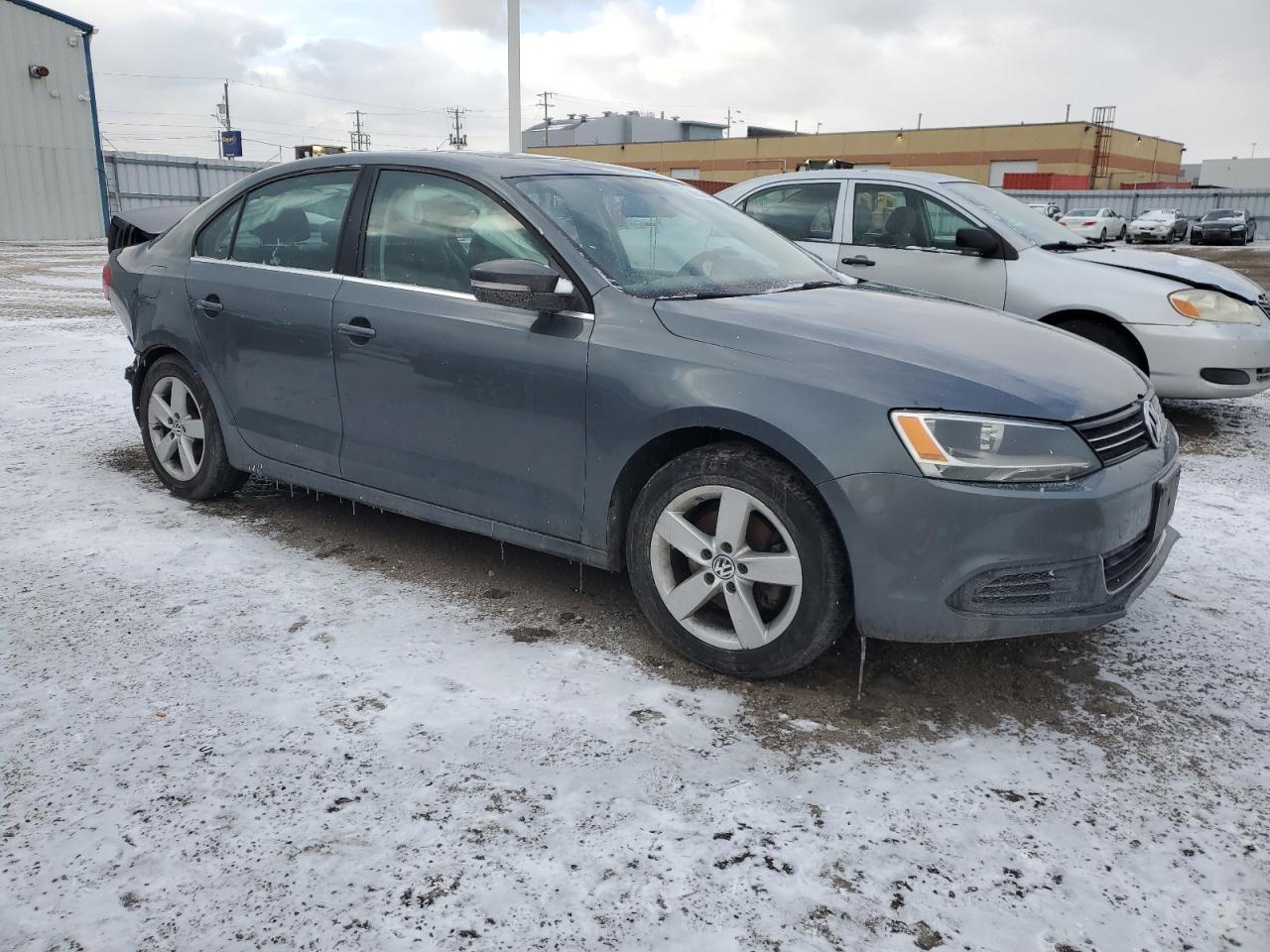 2014 Volkswagen Jetta - Image 4