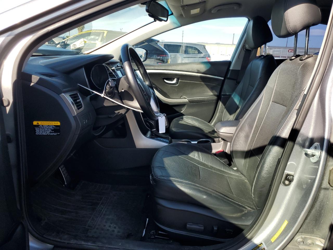 2015 Hyundai Elantra - Image 7
