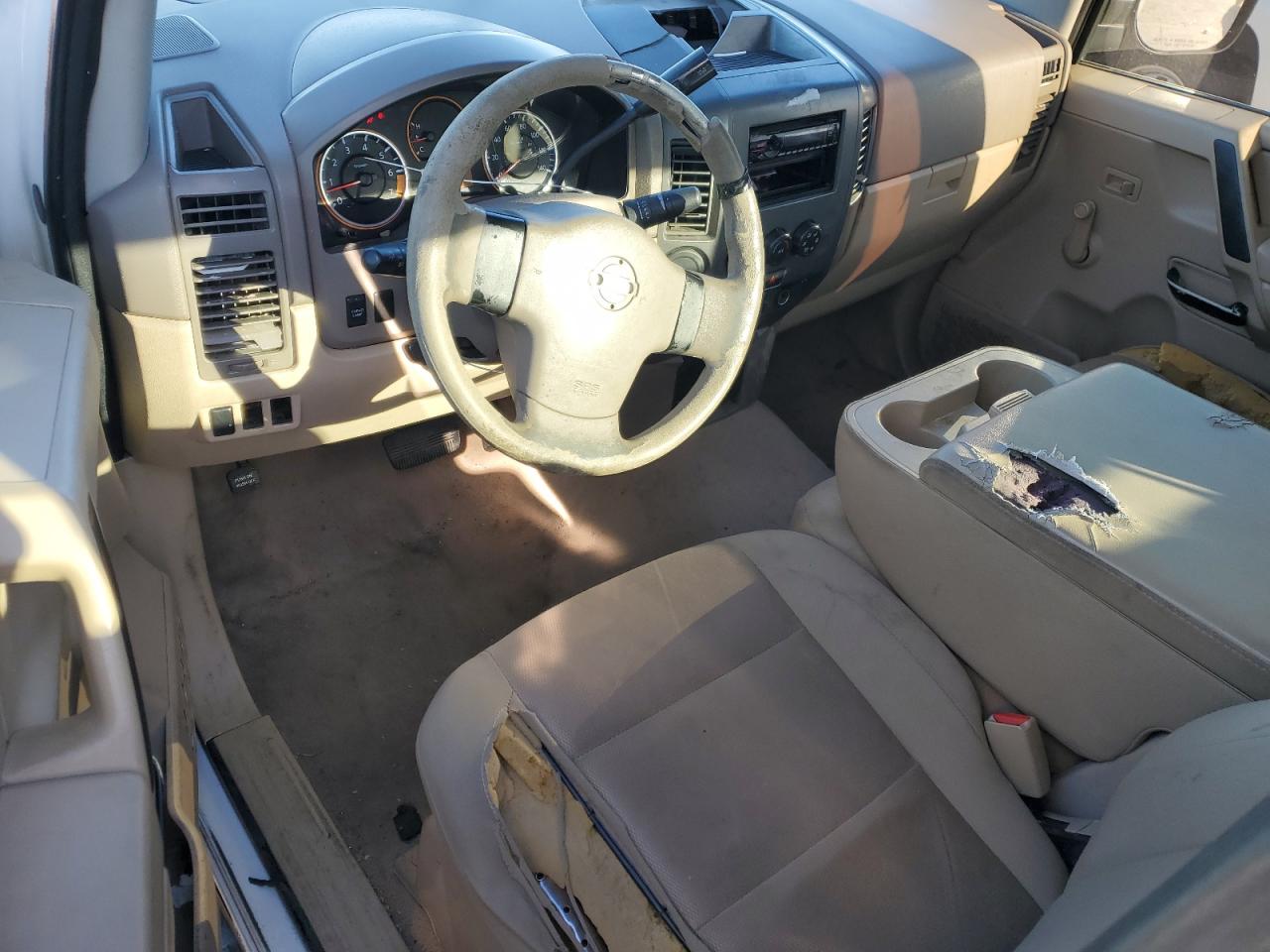 2008 Nissan Titan - Image 8