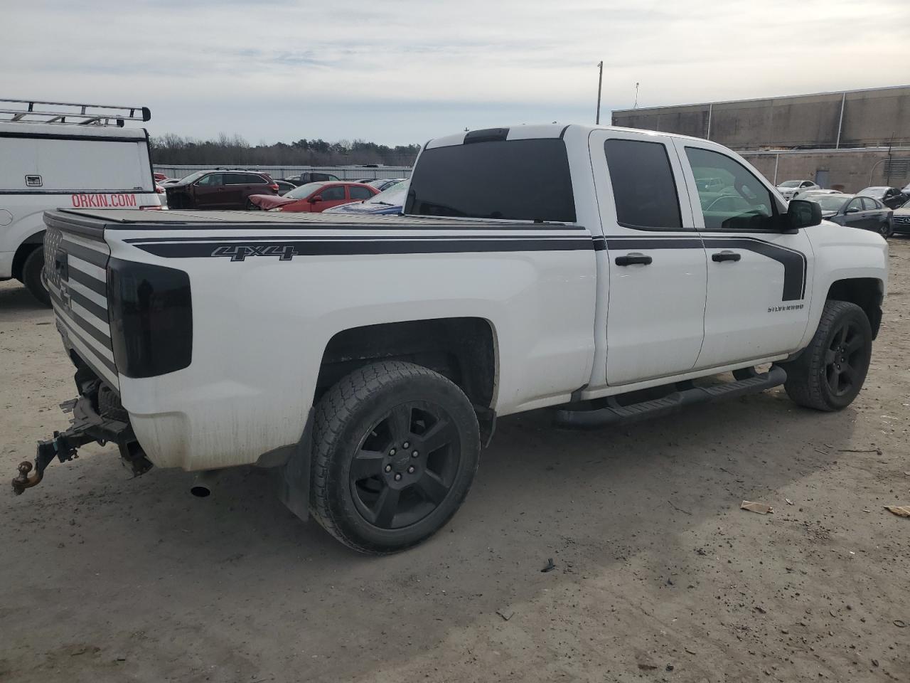 2017 Chevrolet Silverado - Image 3