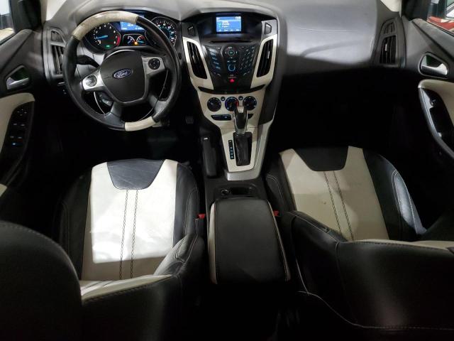 Sedans FORD FOCUS 2014 White