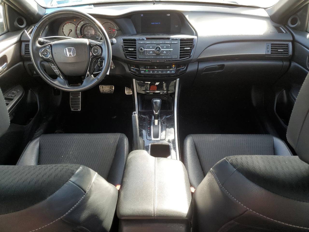 2017 Honda Accord - Image 8