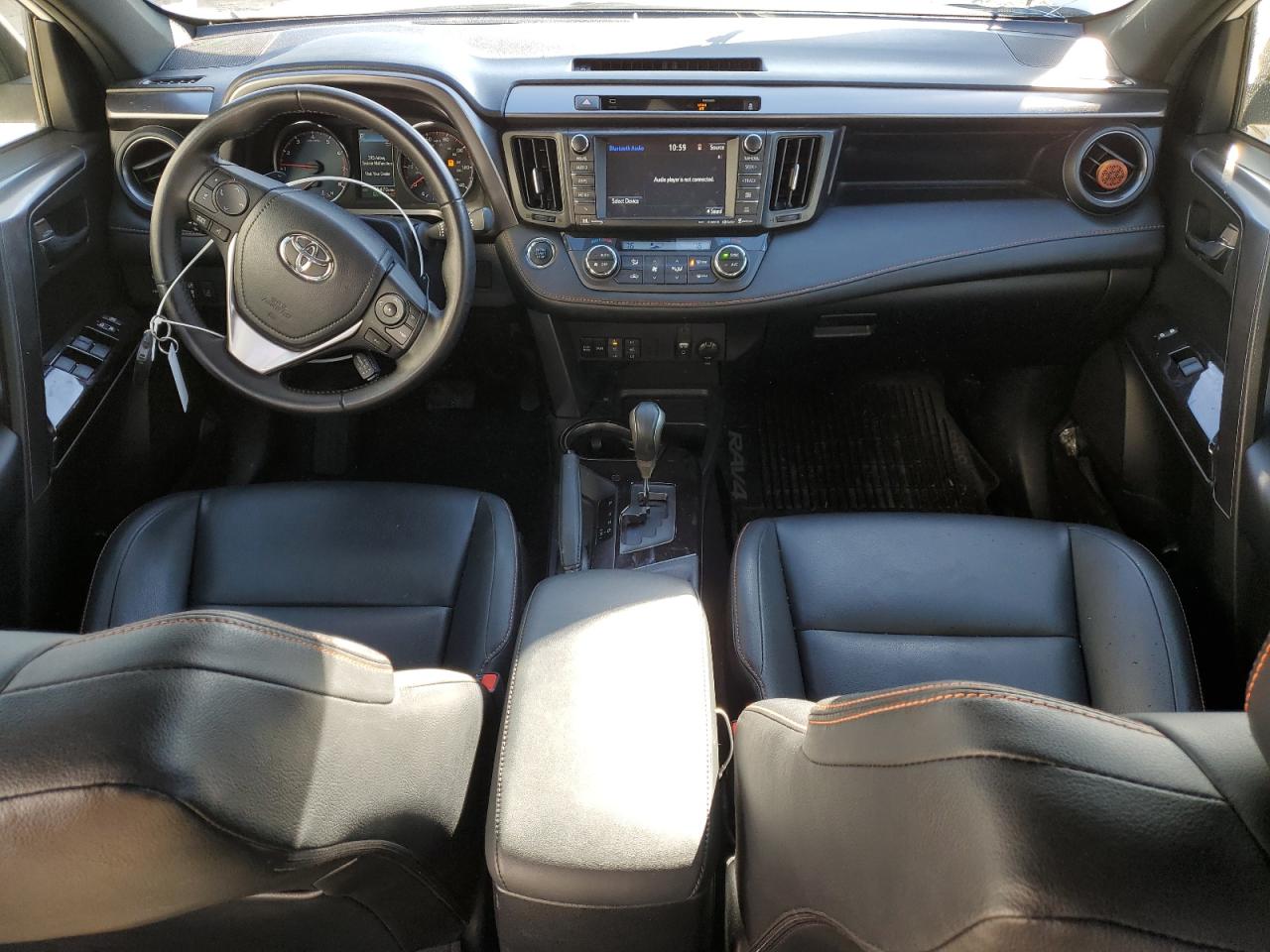 2016 Toyota RAV 4 - Image 8