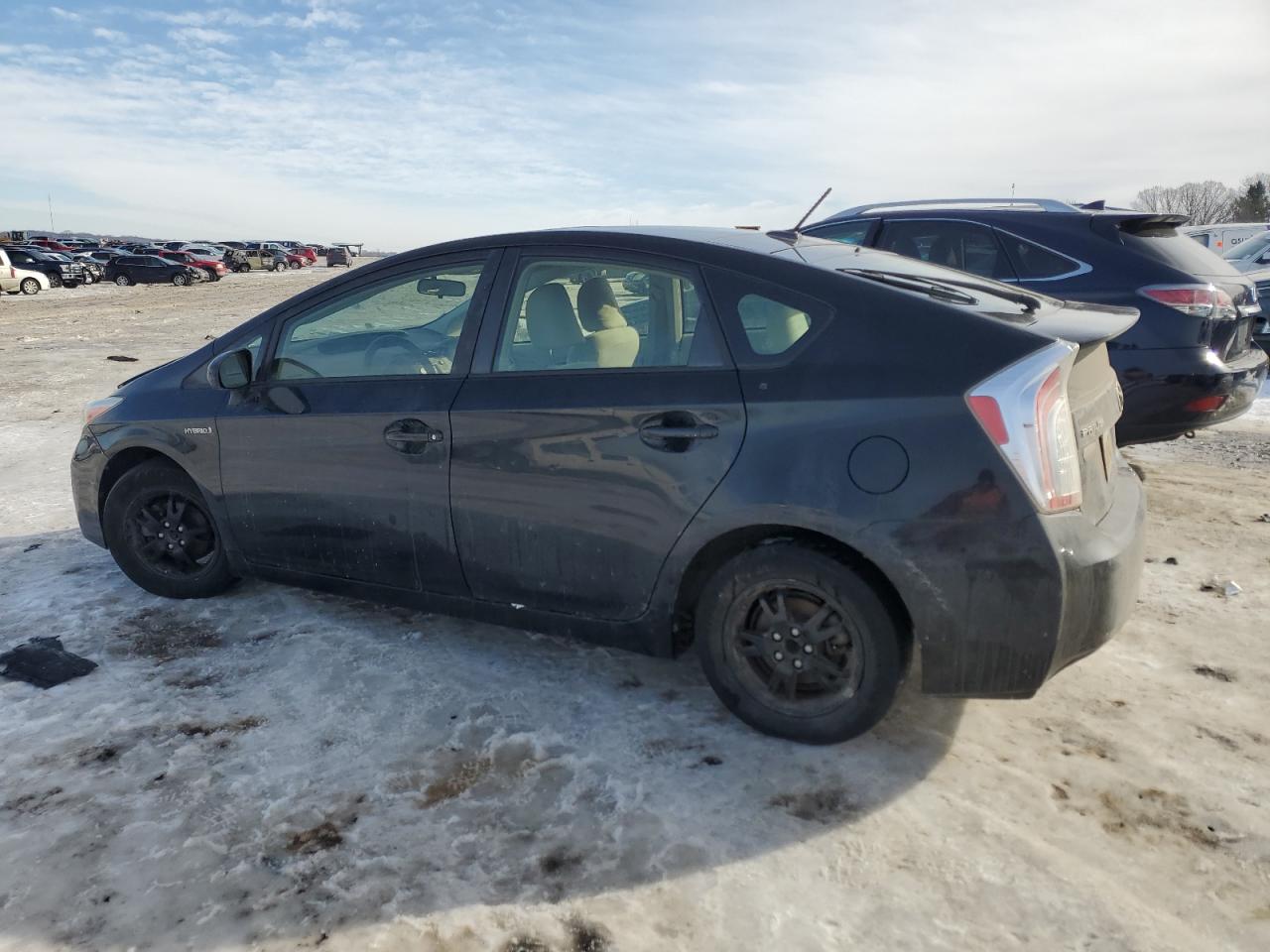 2015 Toyota Prius - Image 2
