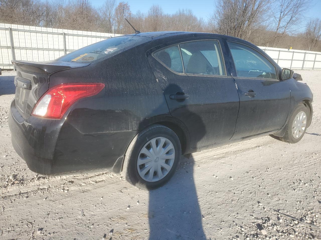 2019 Nissan Versa - Image 3