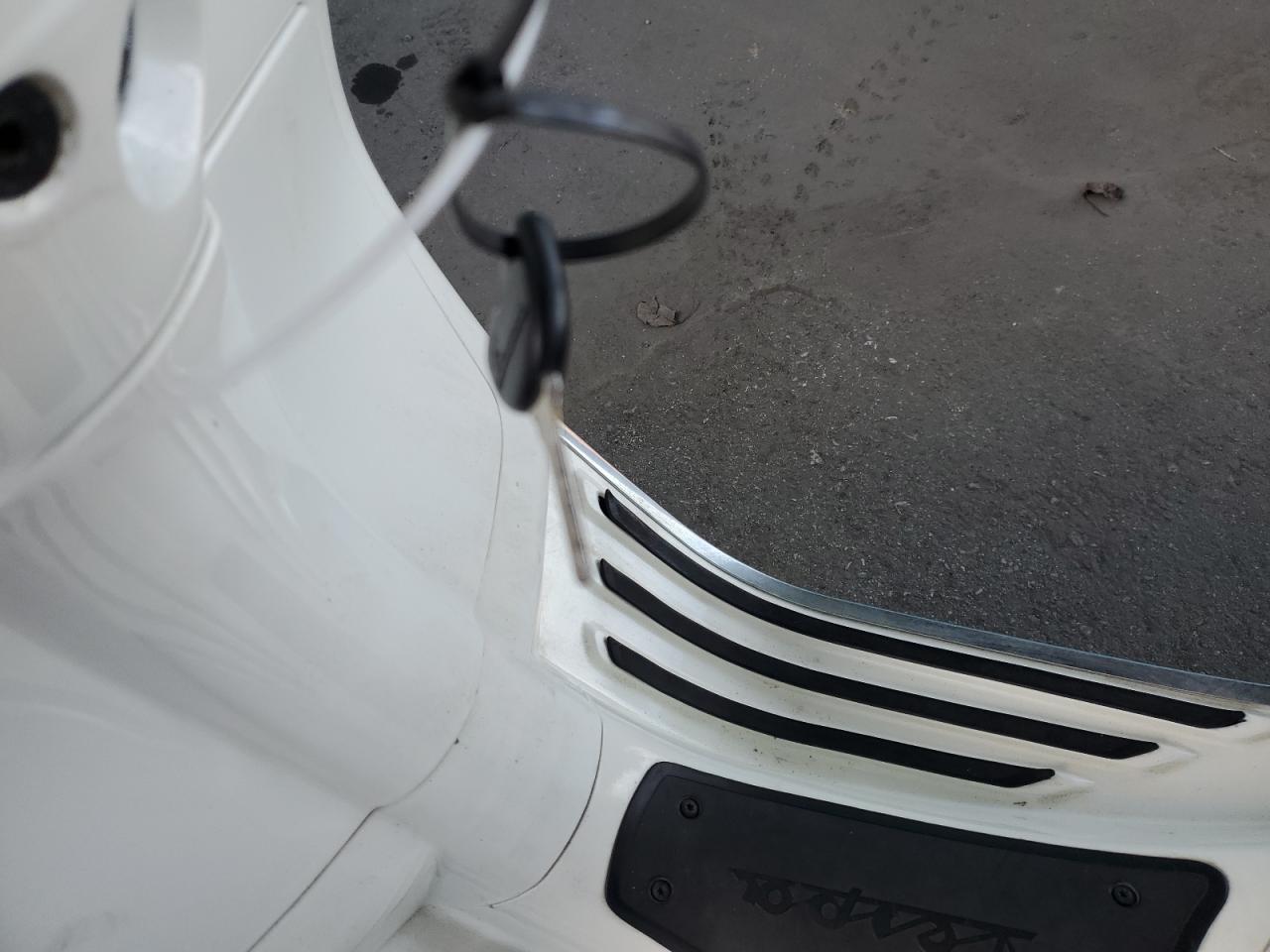 2015 Vespa Primavera 50 4V Ie VIN: ZAPC536B5F510775 Lot: 43288925