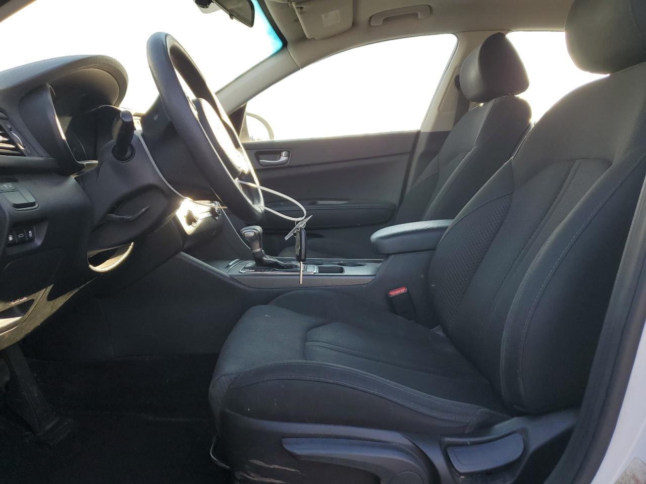 2017 Kia Optima - Image 7
