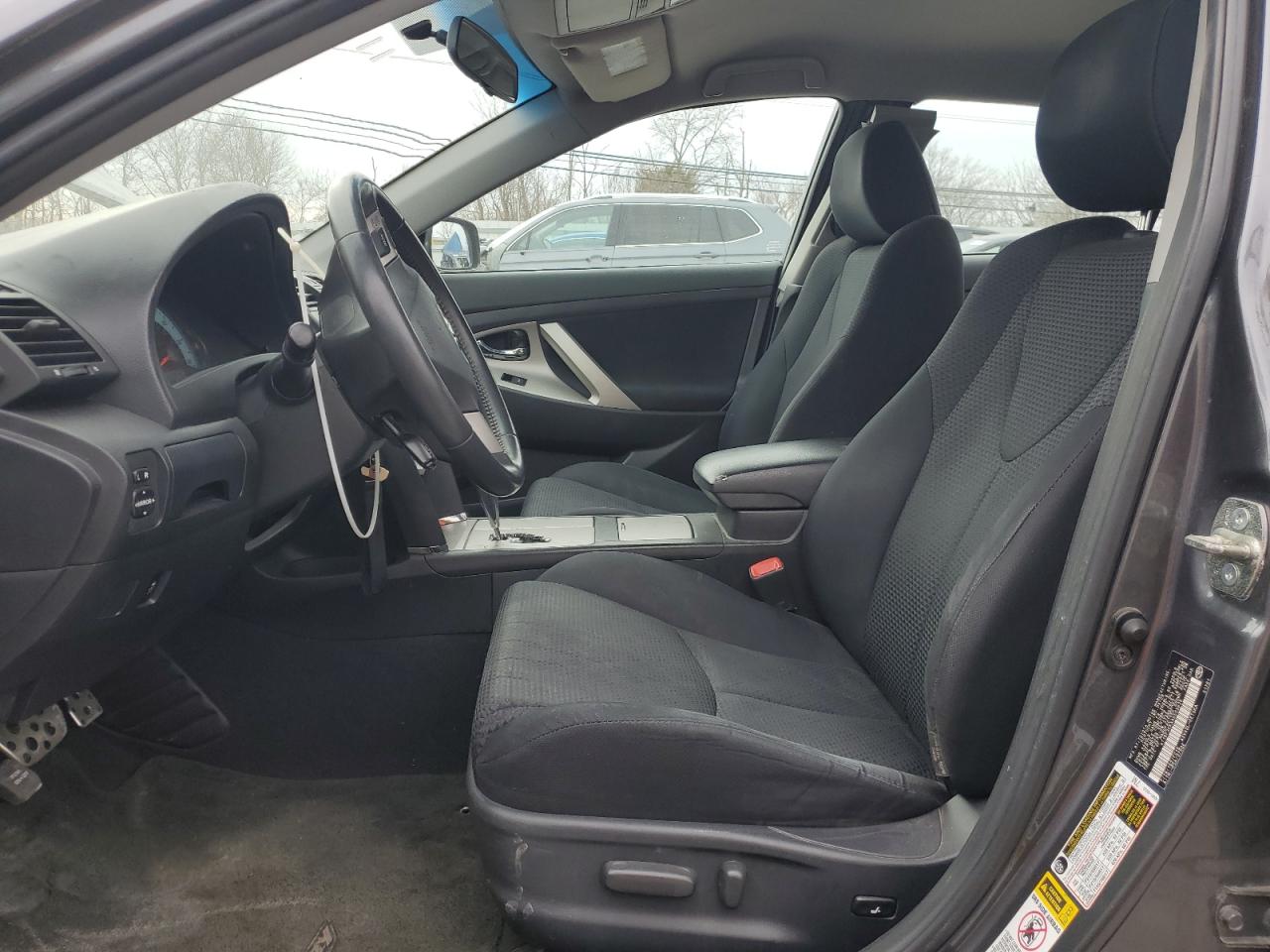 2010 Toyota Camry - Image 7