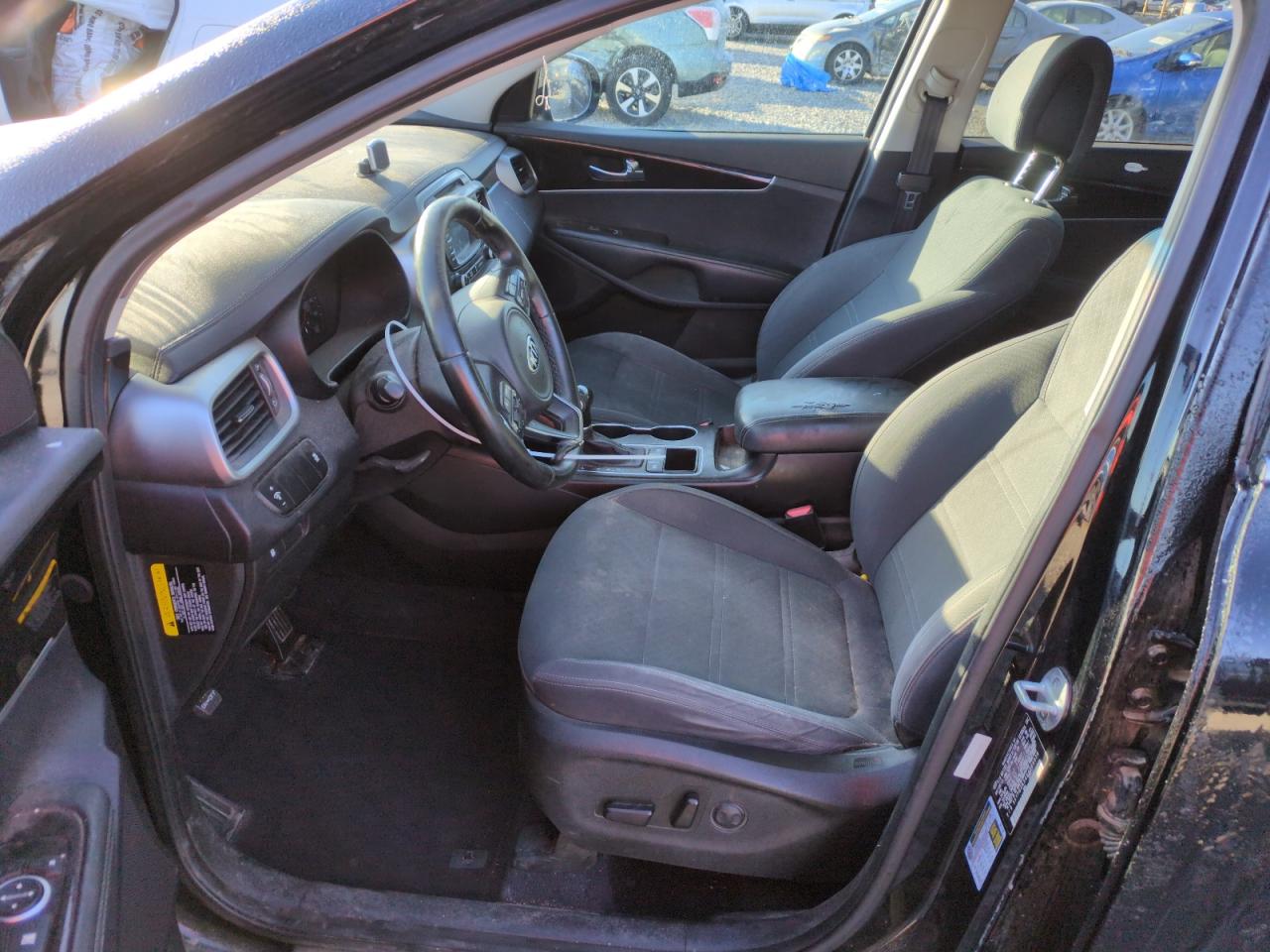 2016 Kia Sorento - Image 7