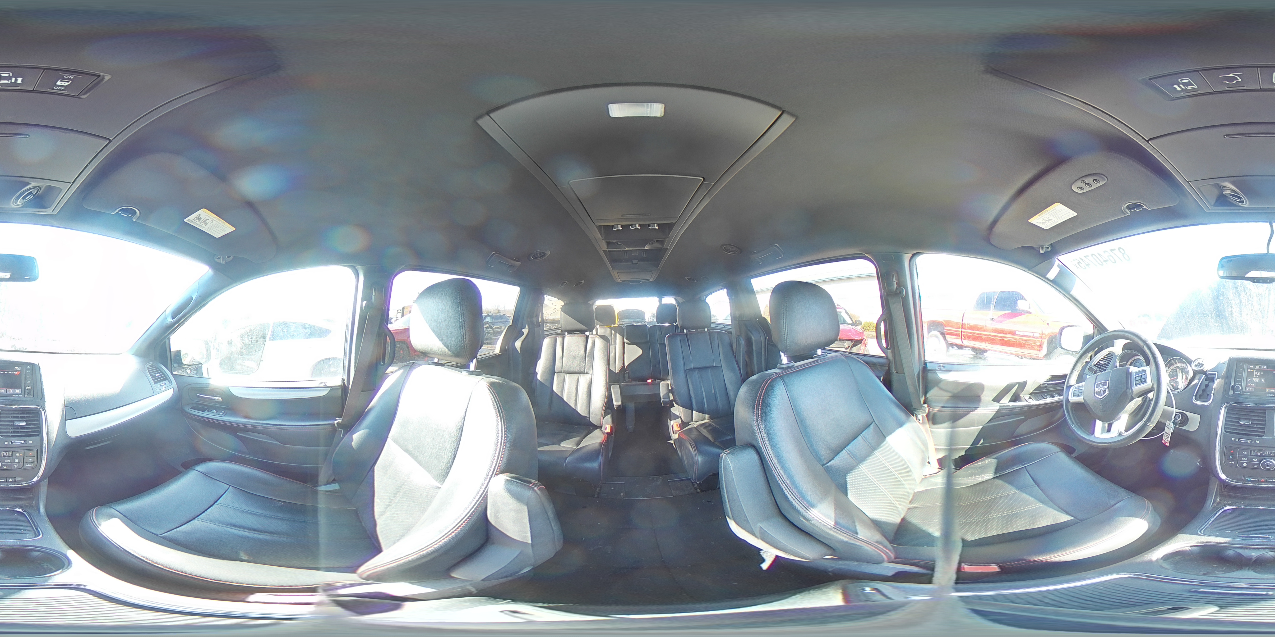 2017 Dodge Caravan - Image 15