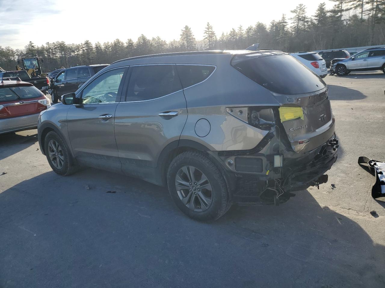 2014 Hyundai Santa Fe - Image 2