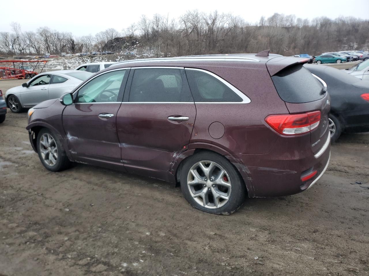 2017 Kia Sorento - Image 2