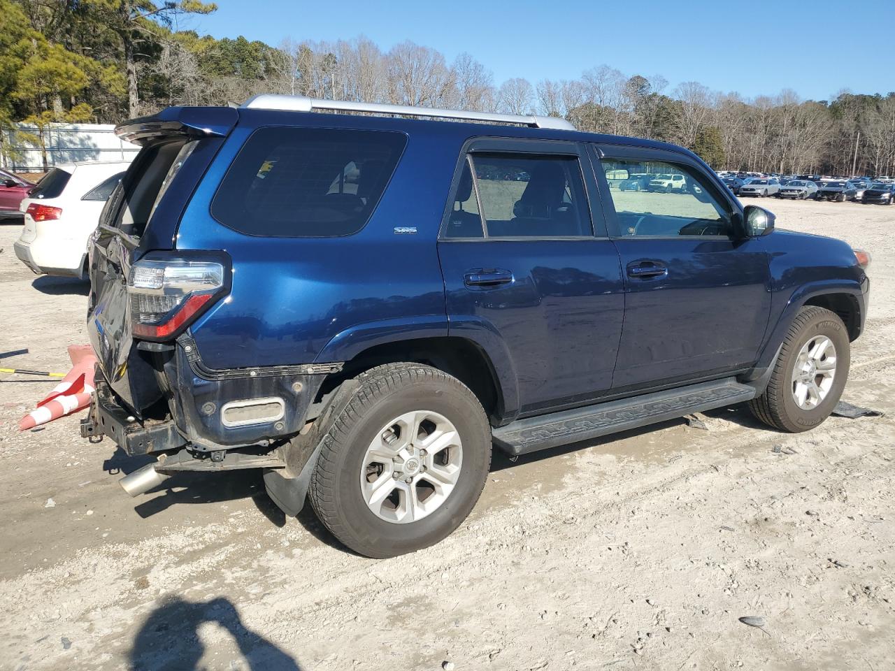 2015 Toyota 4Runner - Image 3