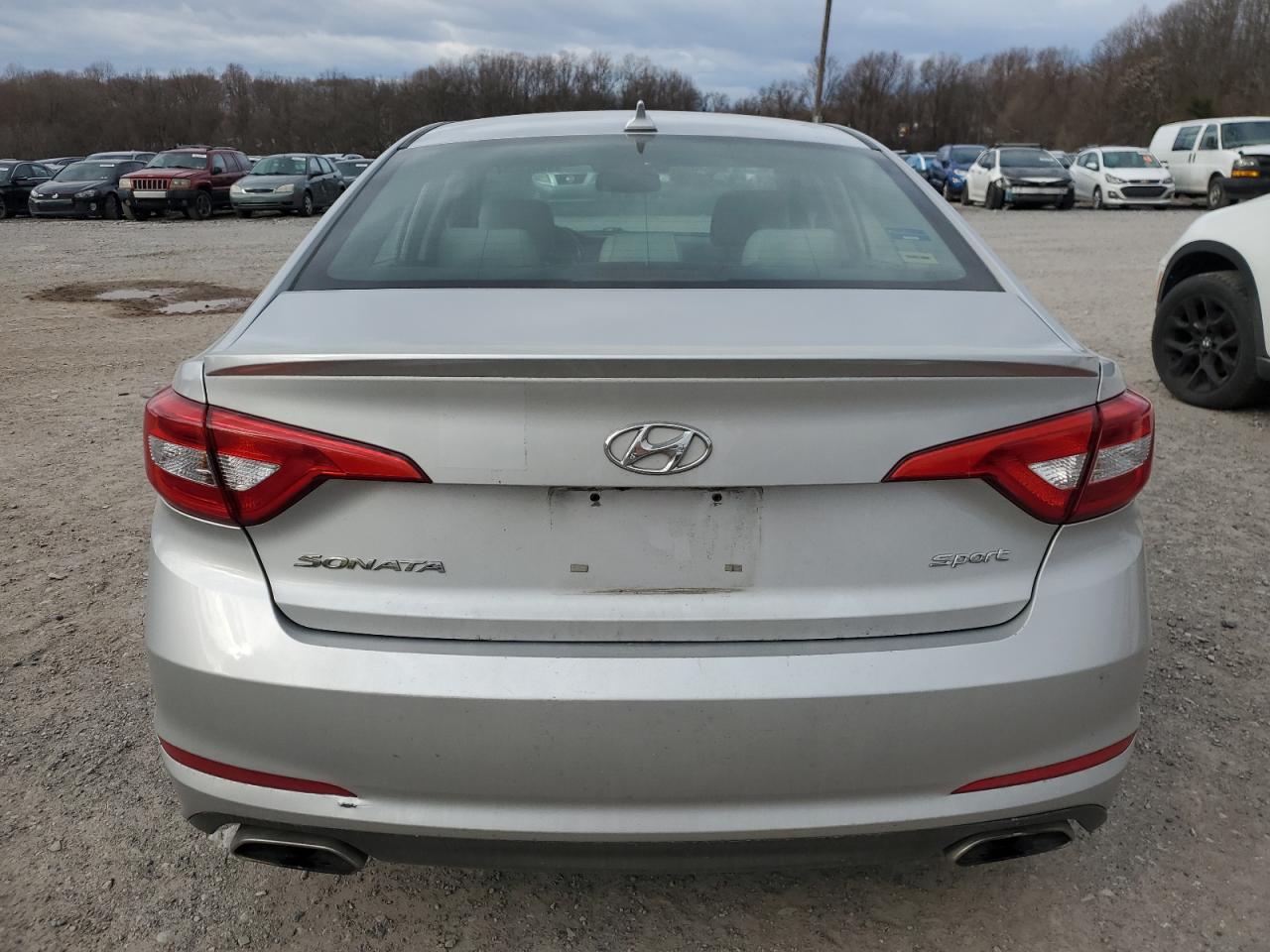 2015 Hyundai Sonata - Image 6