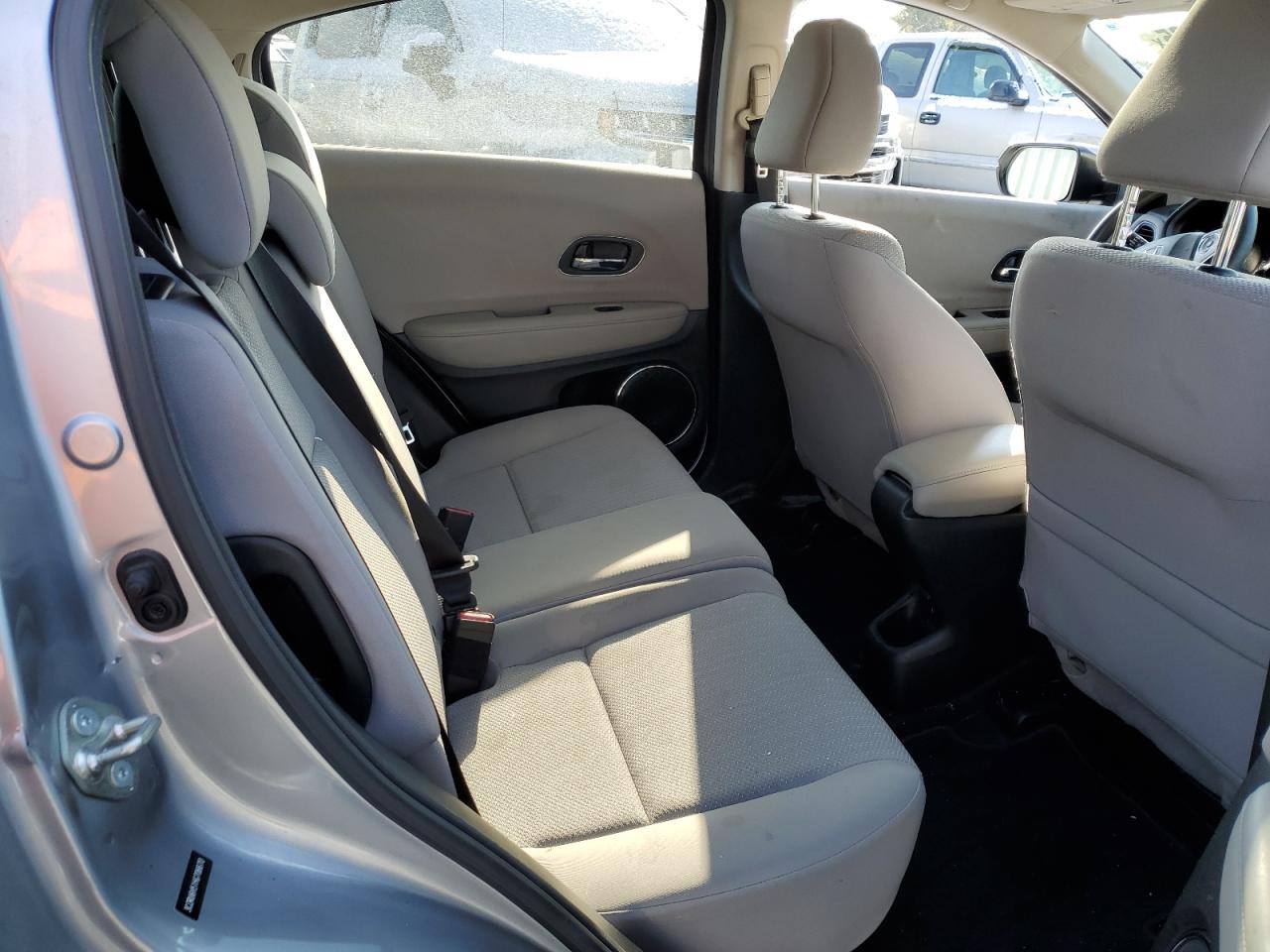 2017 Honda HR-V - Image 11