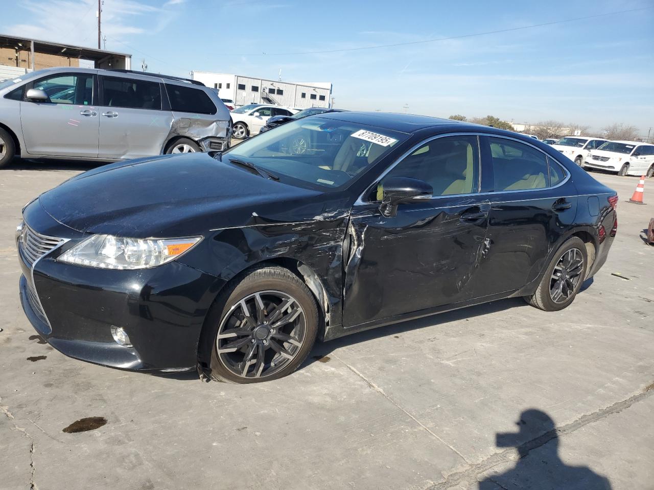 2014 Lexus ES - Image 1