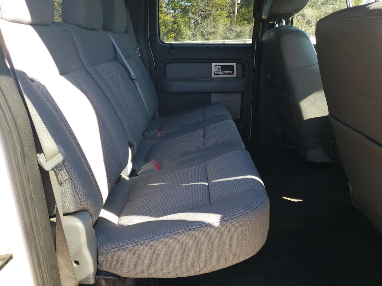 2011 Ford F-150 - Image 10