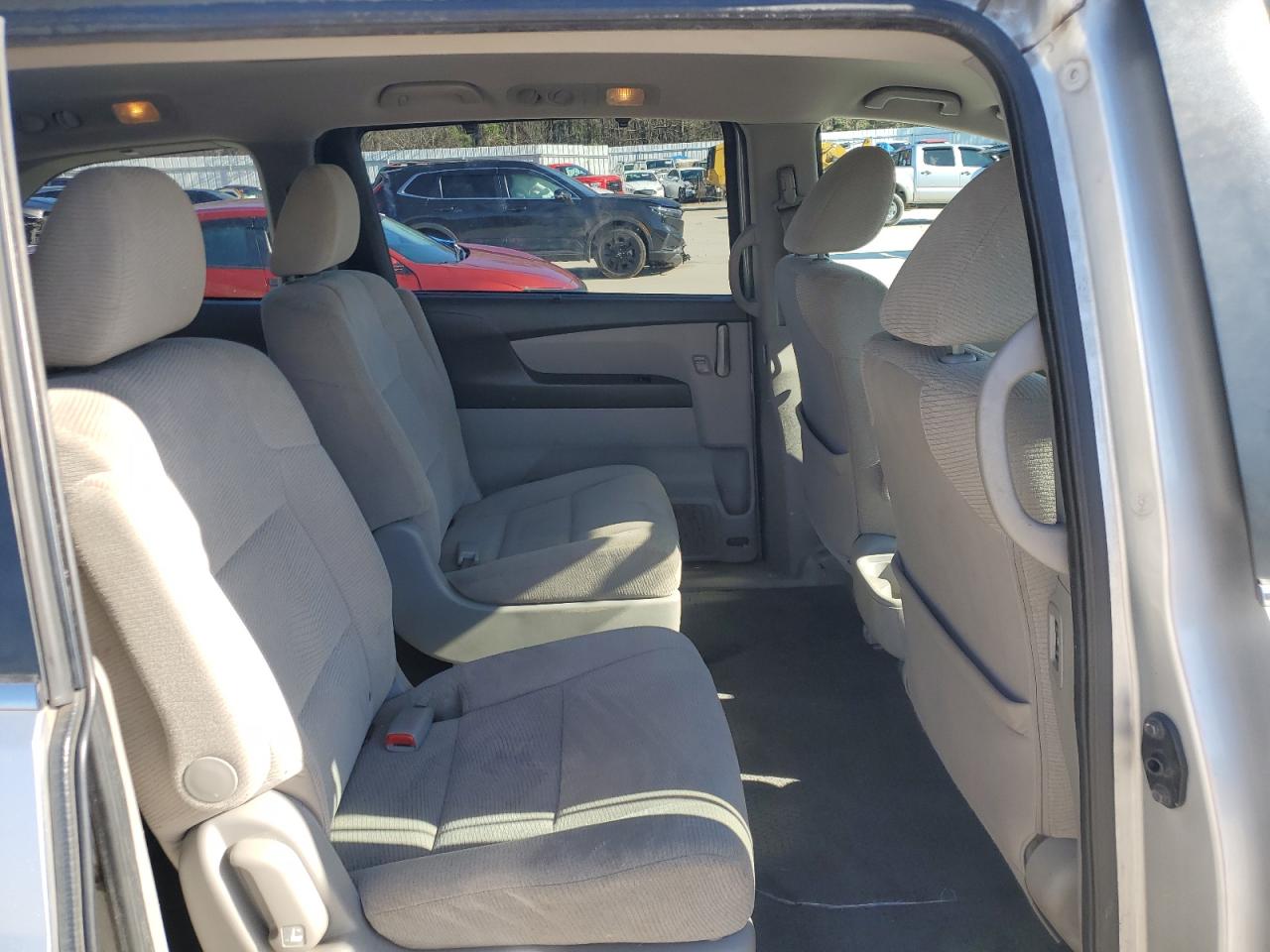 2011 Honda Odyssey - Image 12