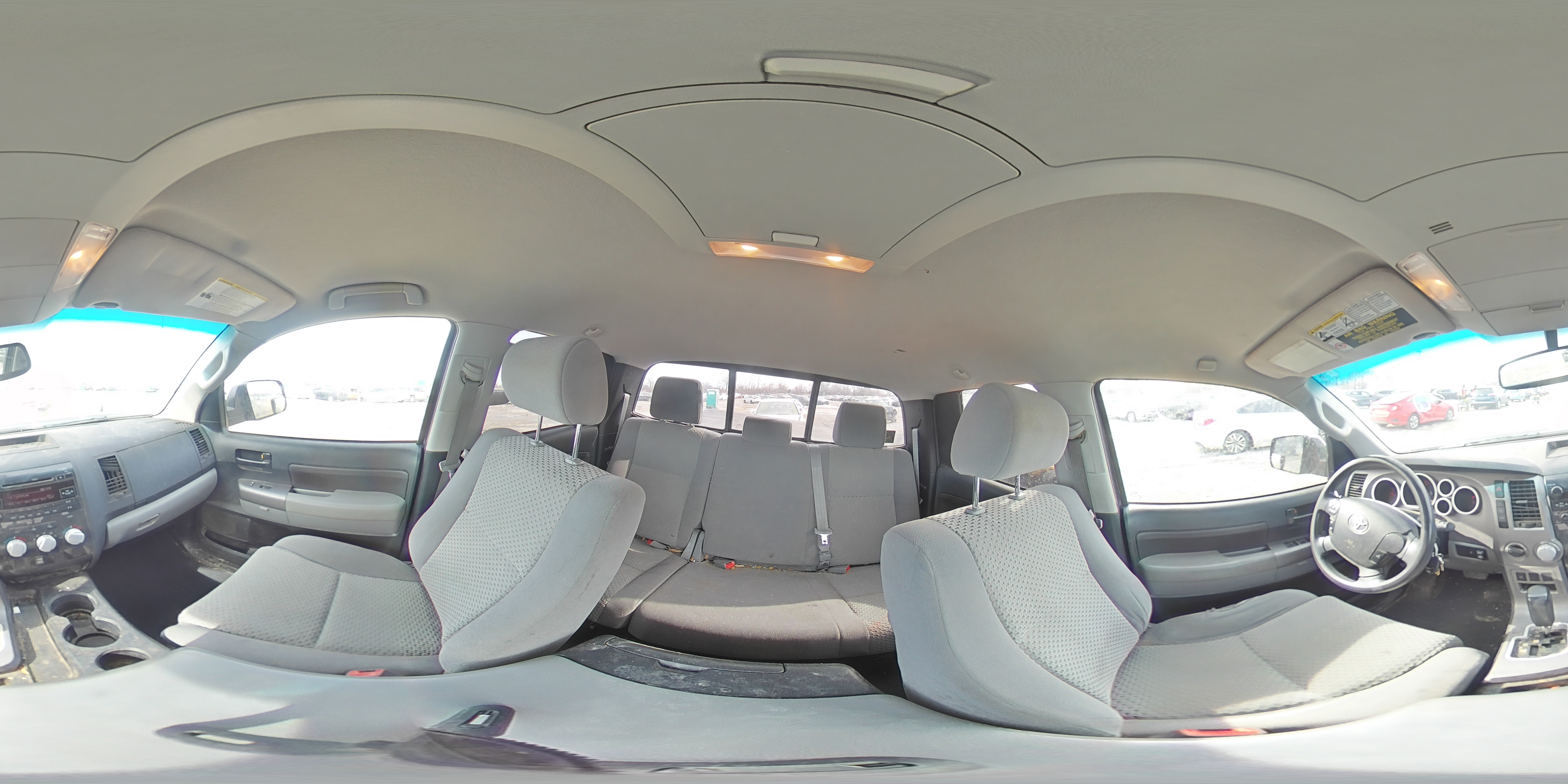2012 Toyota Tundra - Image 13