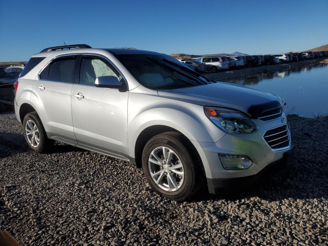 2017 Chevrolet Equinox - Image 4