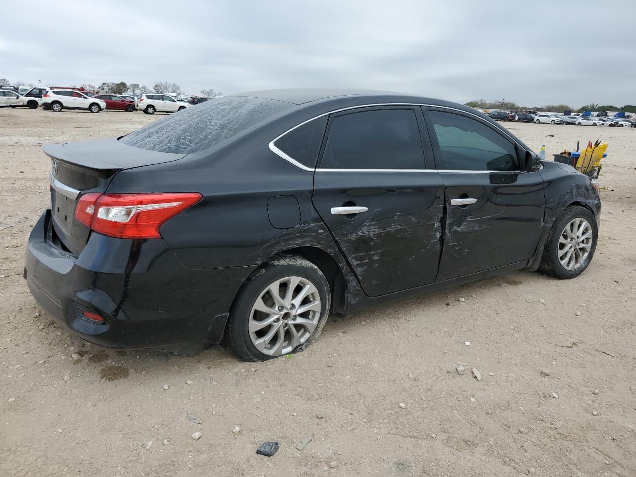 2019 Nissan Sentra - Image 3