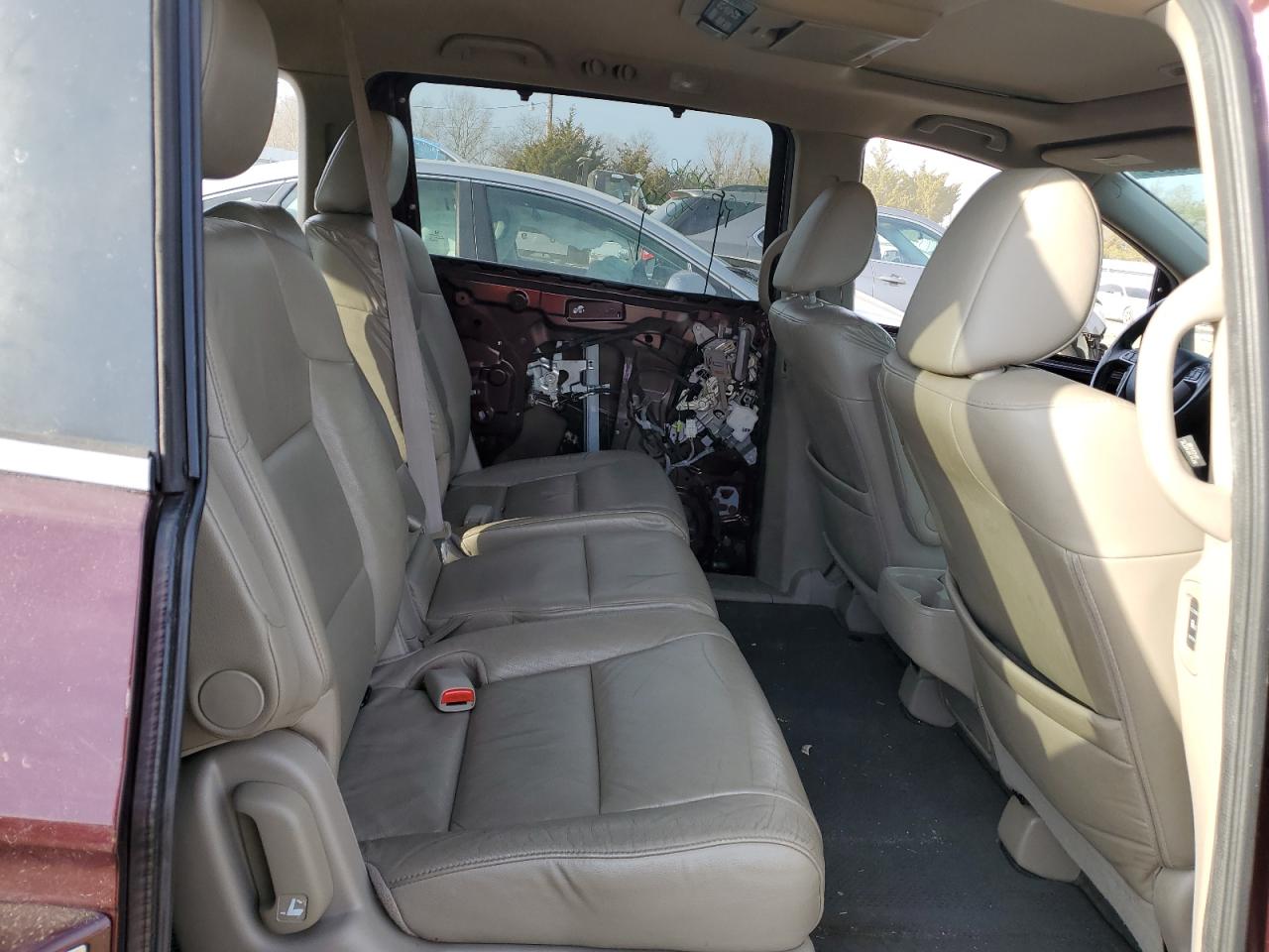 2013 Honda Odyssey - Image 11