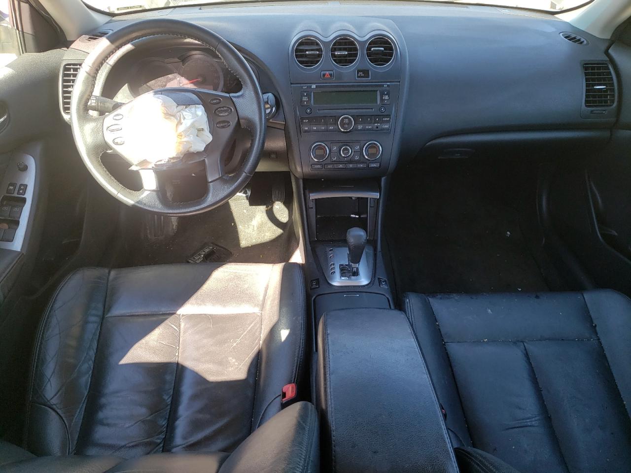 2010 Nissan Altima - Image 8