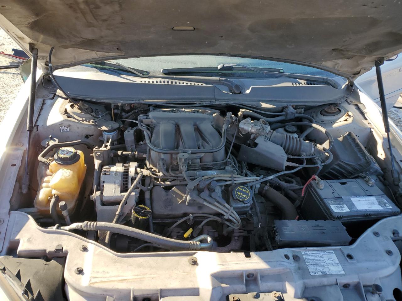 2006 Ford Taurus - Image 12