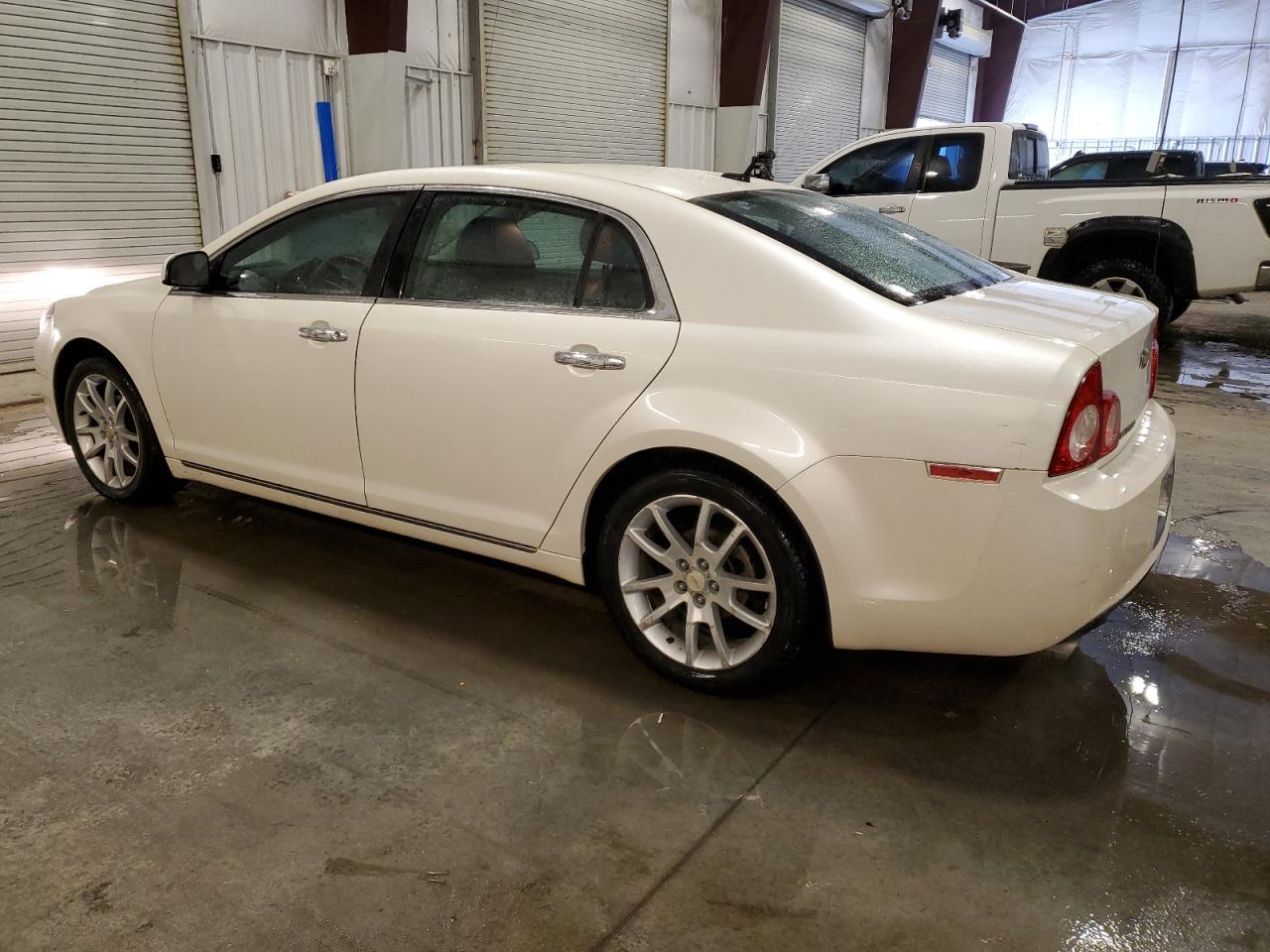 2011 Chevrolet Malibu - Image 2