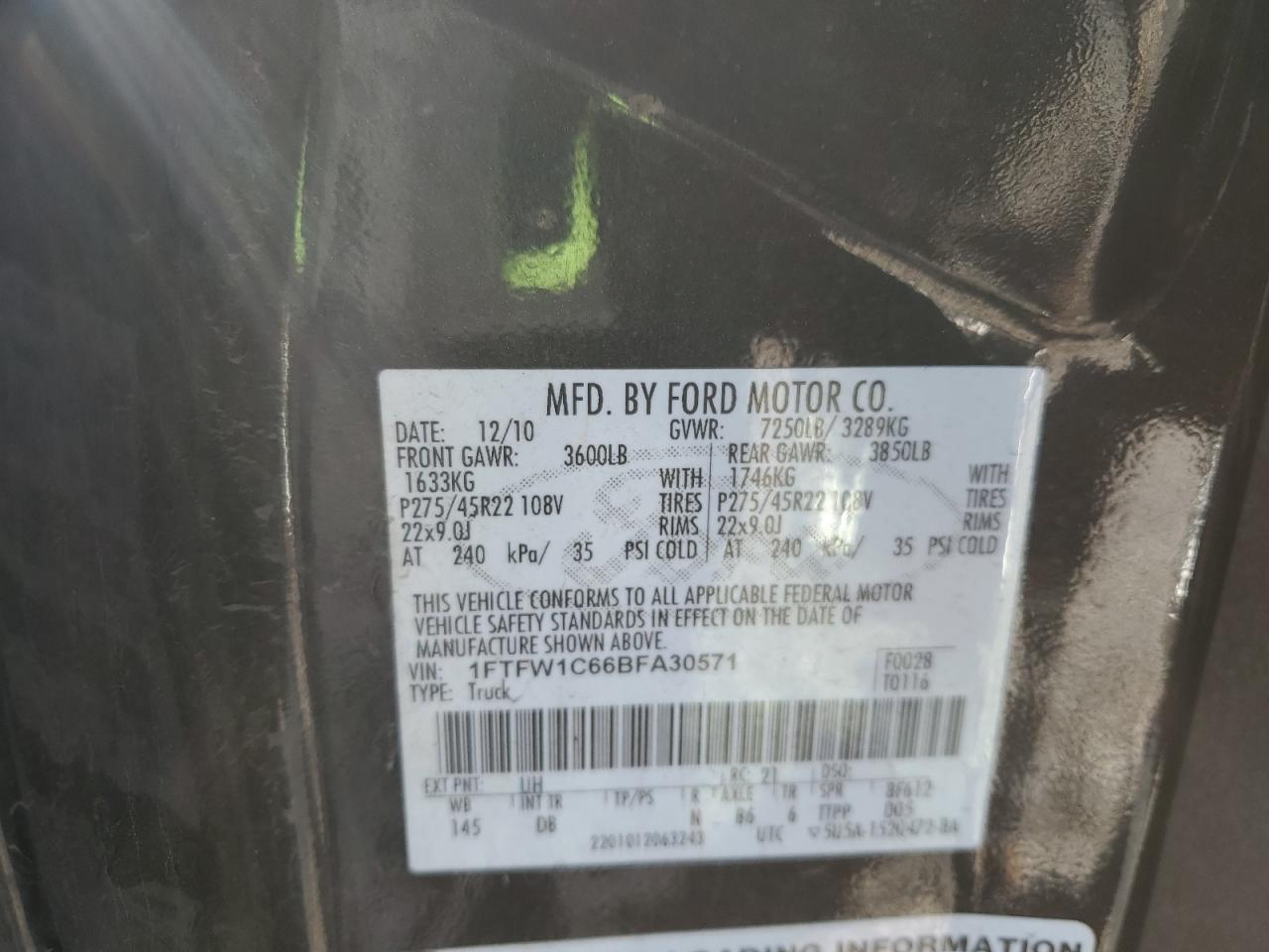 2011 Ford F-150 - Image 12