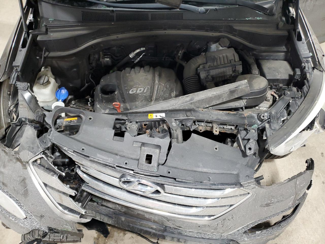 2014 Hyundai Santa Fe - Image 12