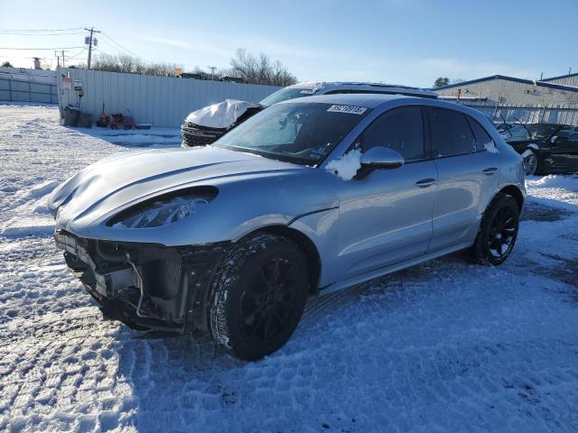 2015 Porsche Macan Turbo