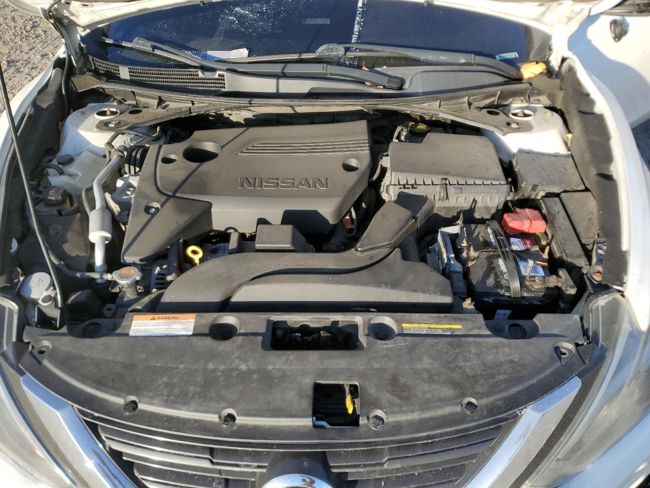 2016 Nissan Altima - Image 11