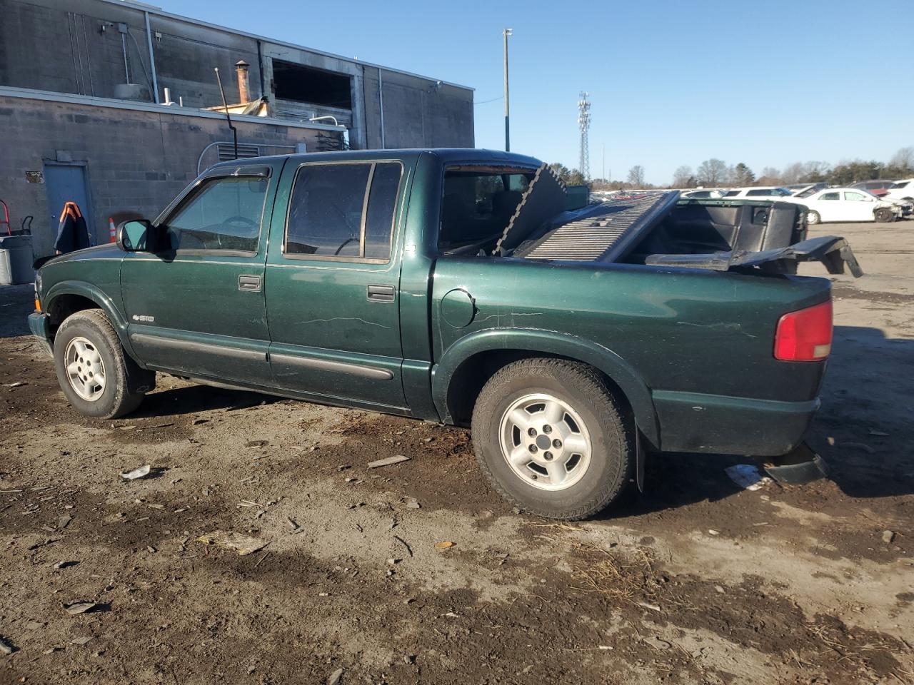 2003 Chevrolet S-10 Pickup - Image 2