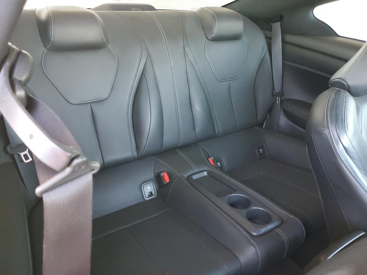 2019 Infiniti Q60 - Image 10