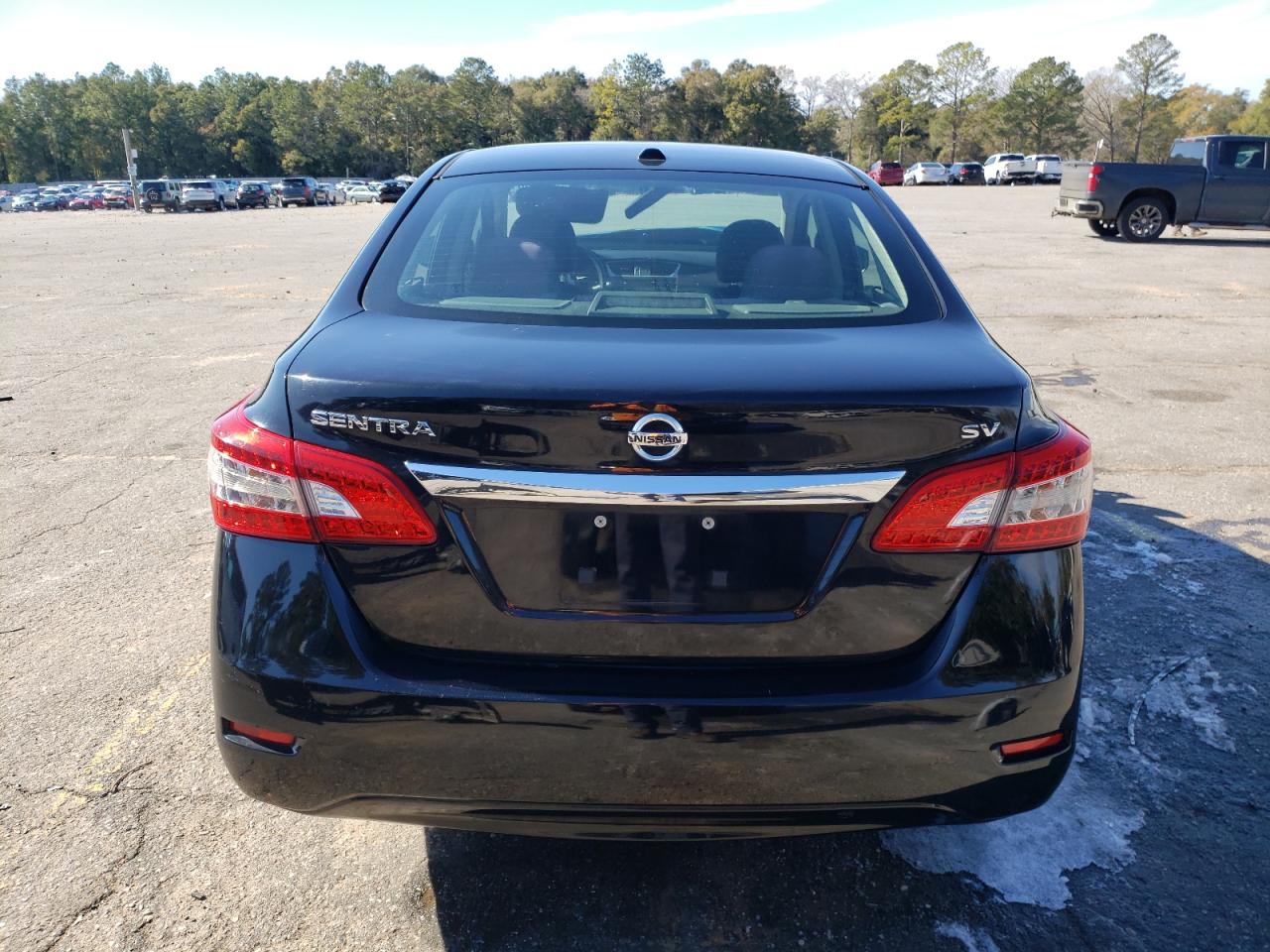 2015 Nissan Sentra - Image 6