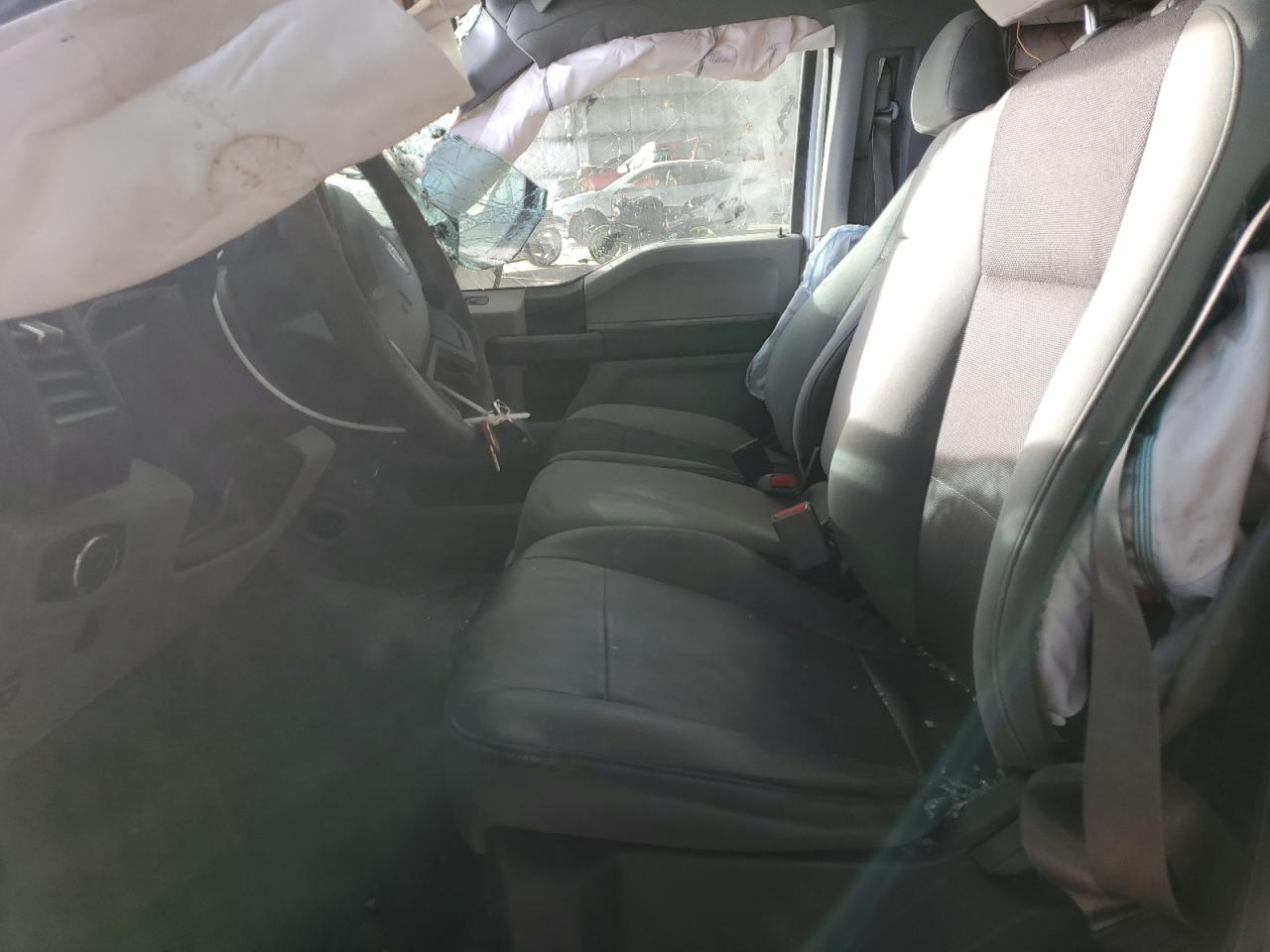 2015 Ford F-150 - Image 7