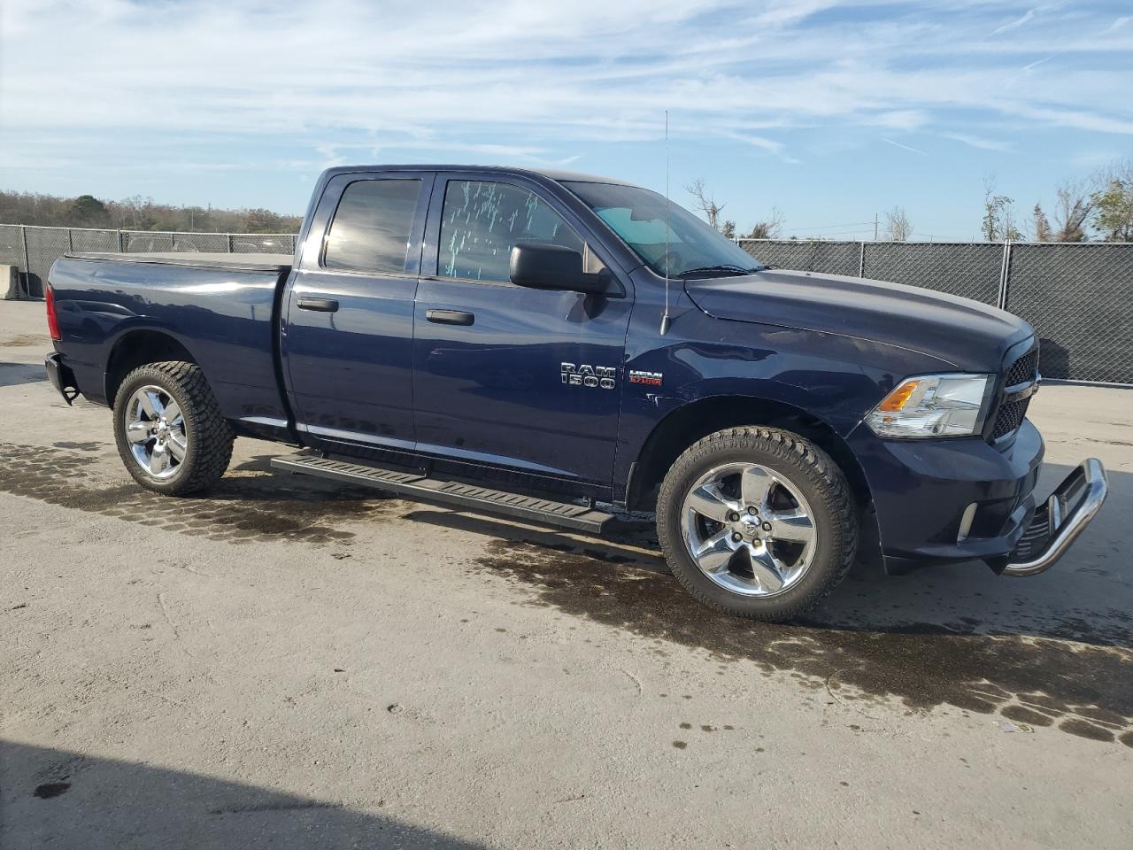 2015 RAM 1500 - Image 4